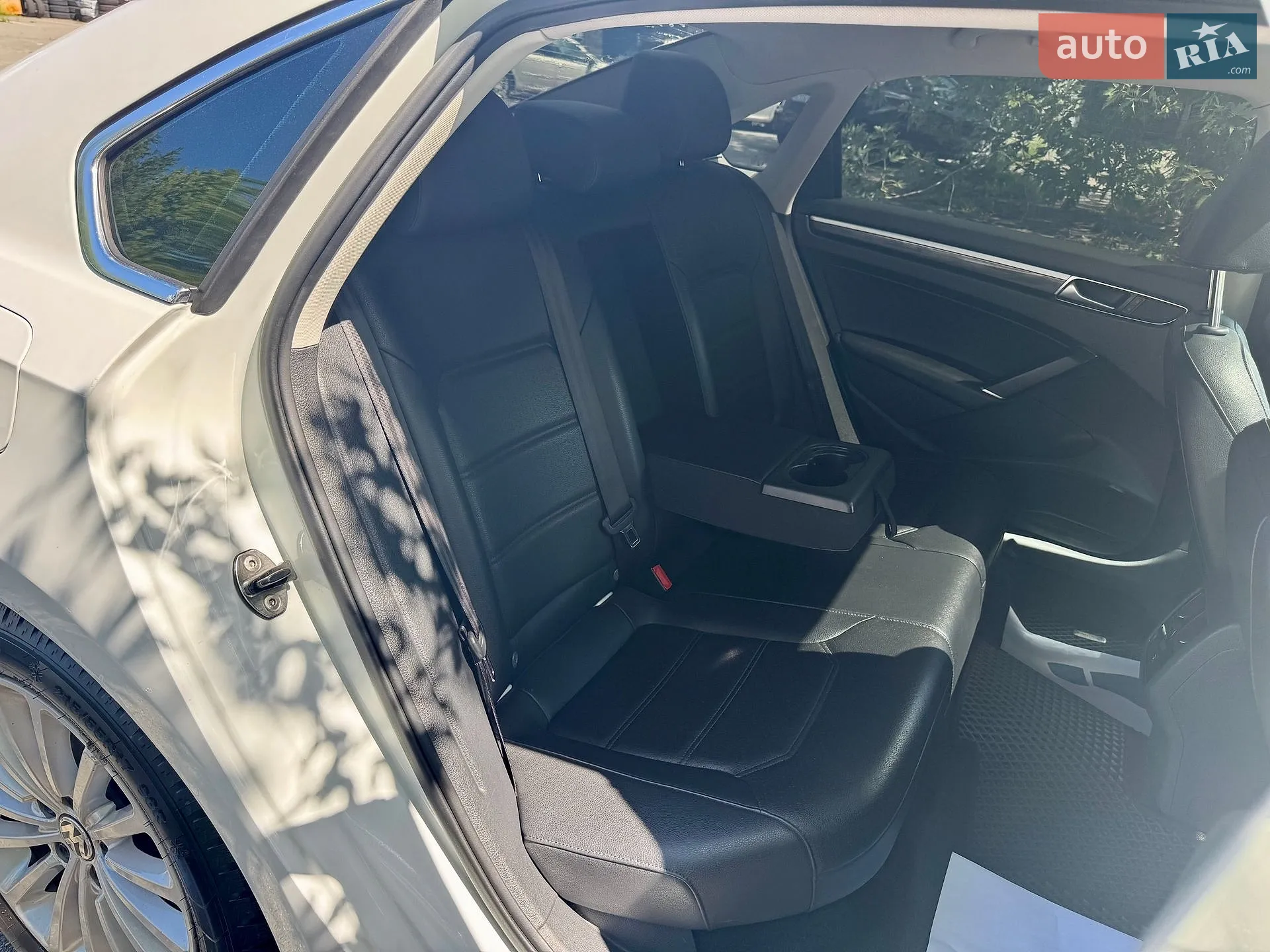 2016 Volkswagen Passat - мініатюра 20