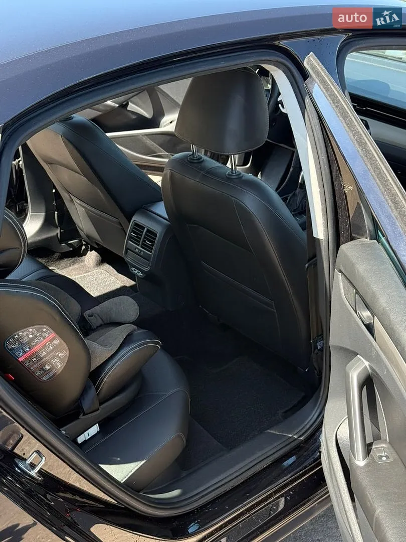 2021 Volkswagen Passat - мініатюра 12