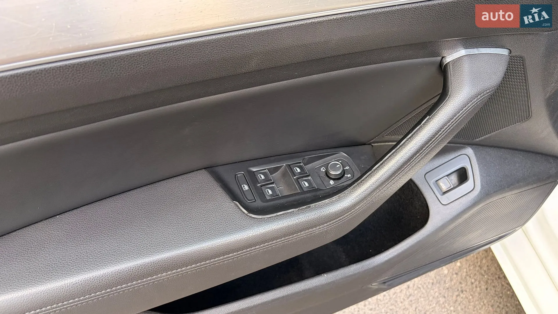 2017 Volkswagen Passat - мініатюра 12