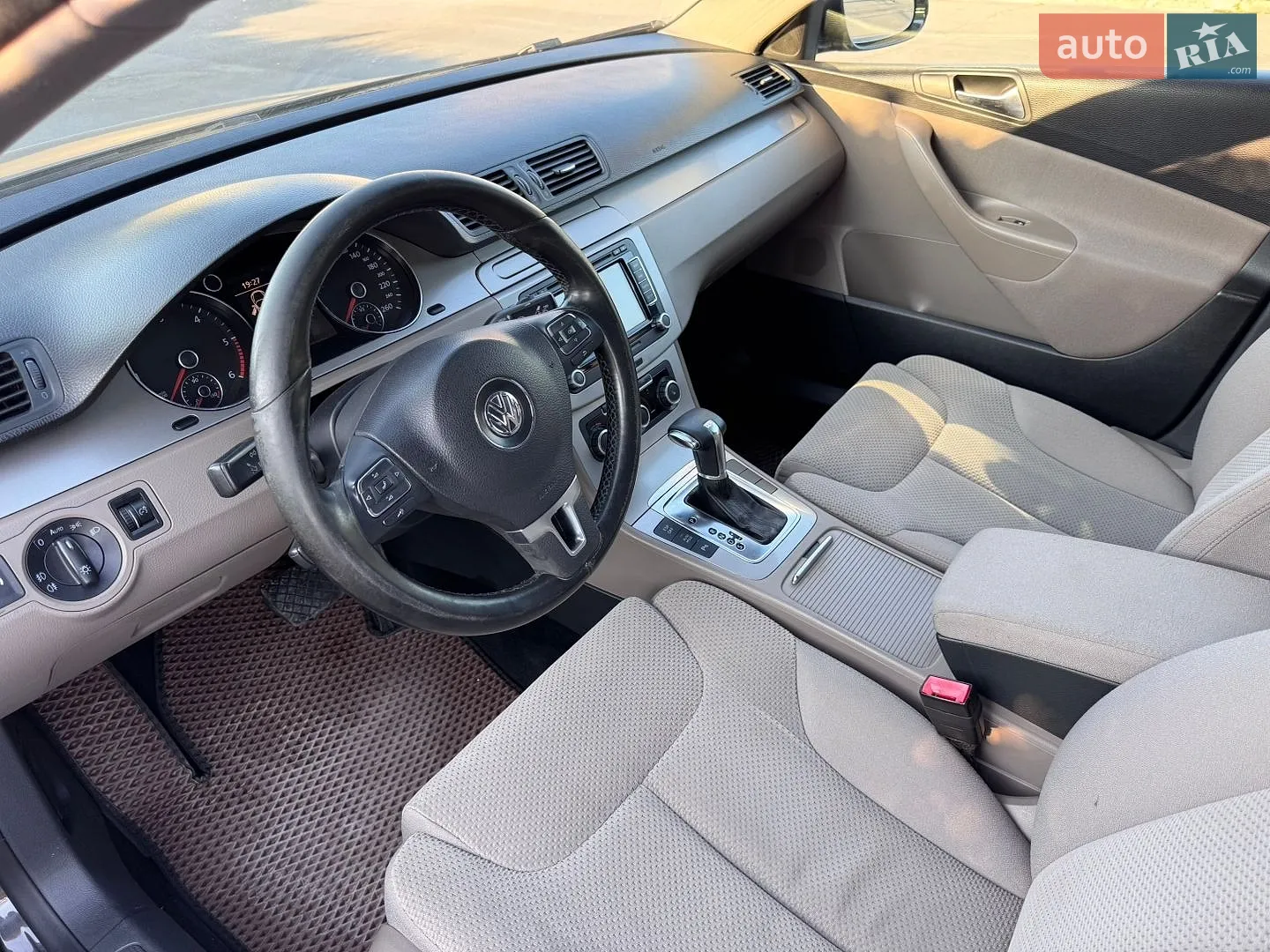 2010 Volkswagen Passat - мініатюра 30
