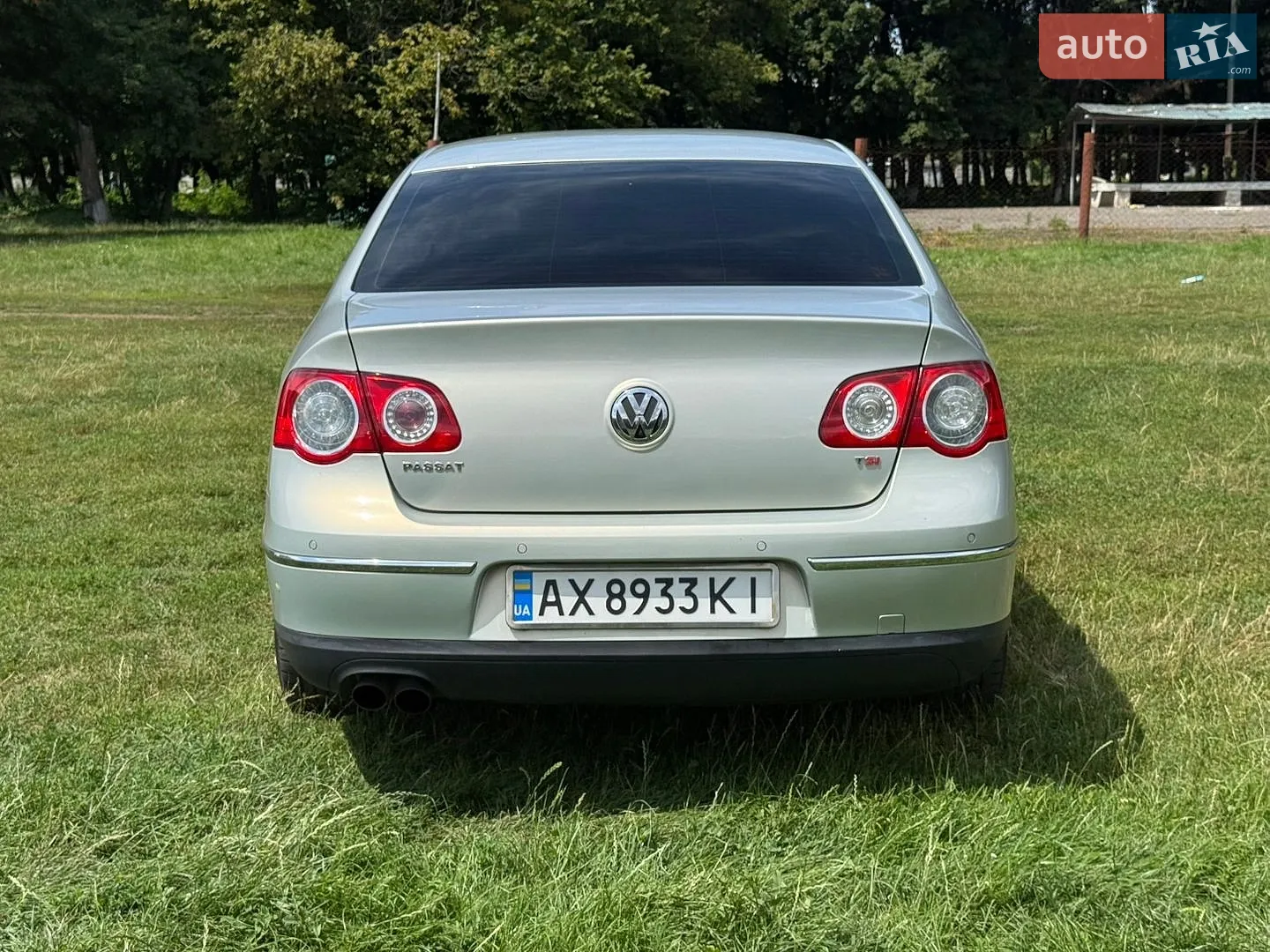 2010 Volkswagen Passat - мініатюра 8