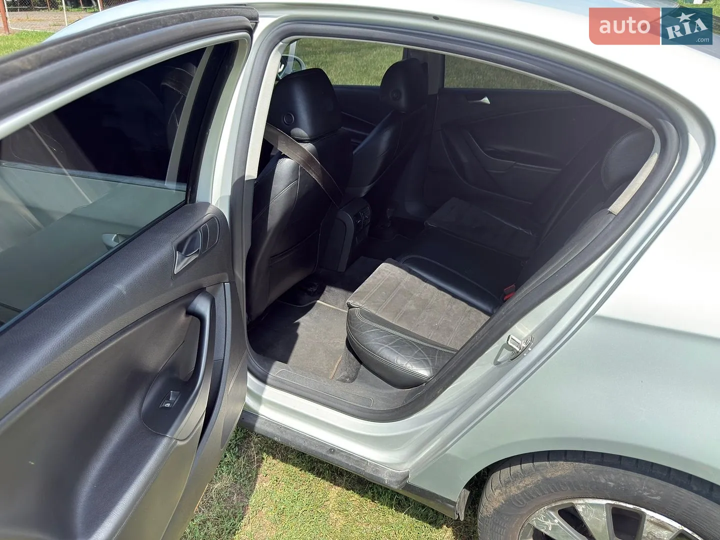 2010 Volkswagen Passat - мініатюра 14