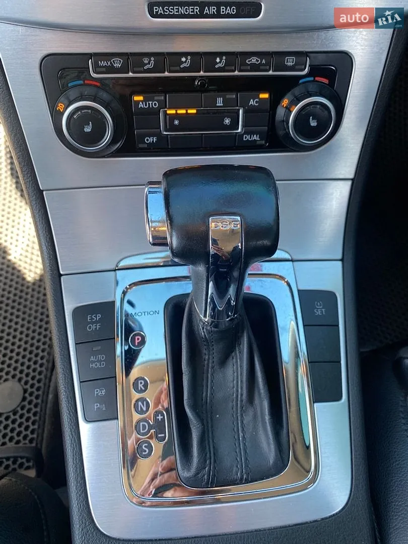2010 Volkswagen Passat - мініатюра 38