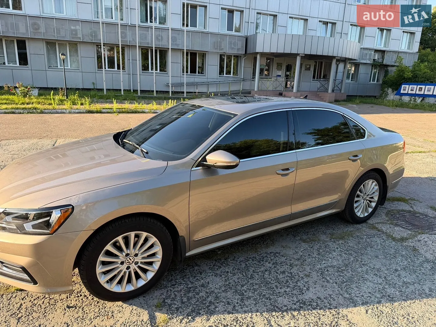 2015 Volkswagen Passat - мініатюра 3