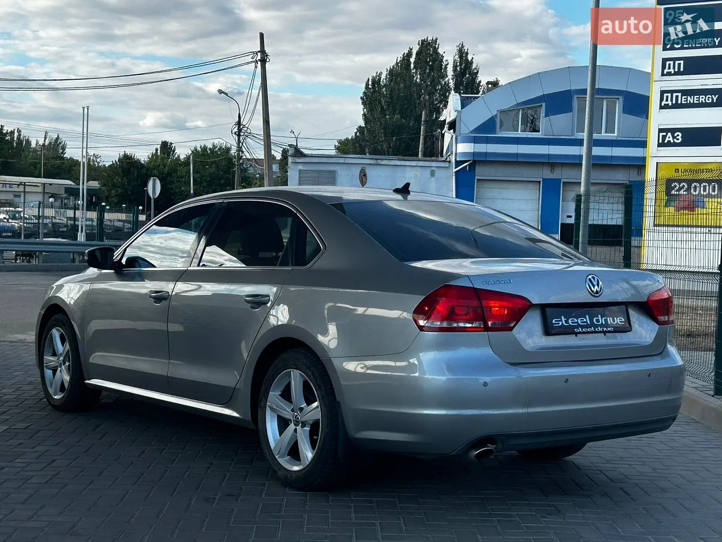 2013 Volkswagen Passat - мініатюра 6