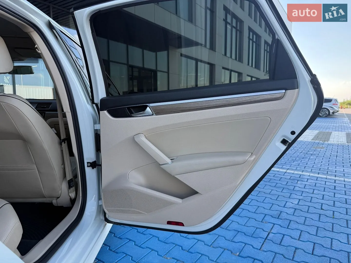 2017 Volkswagen Passat - мініатюра 34