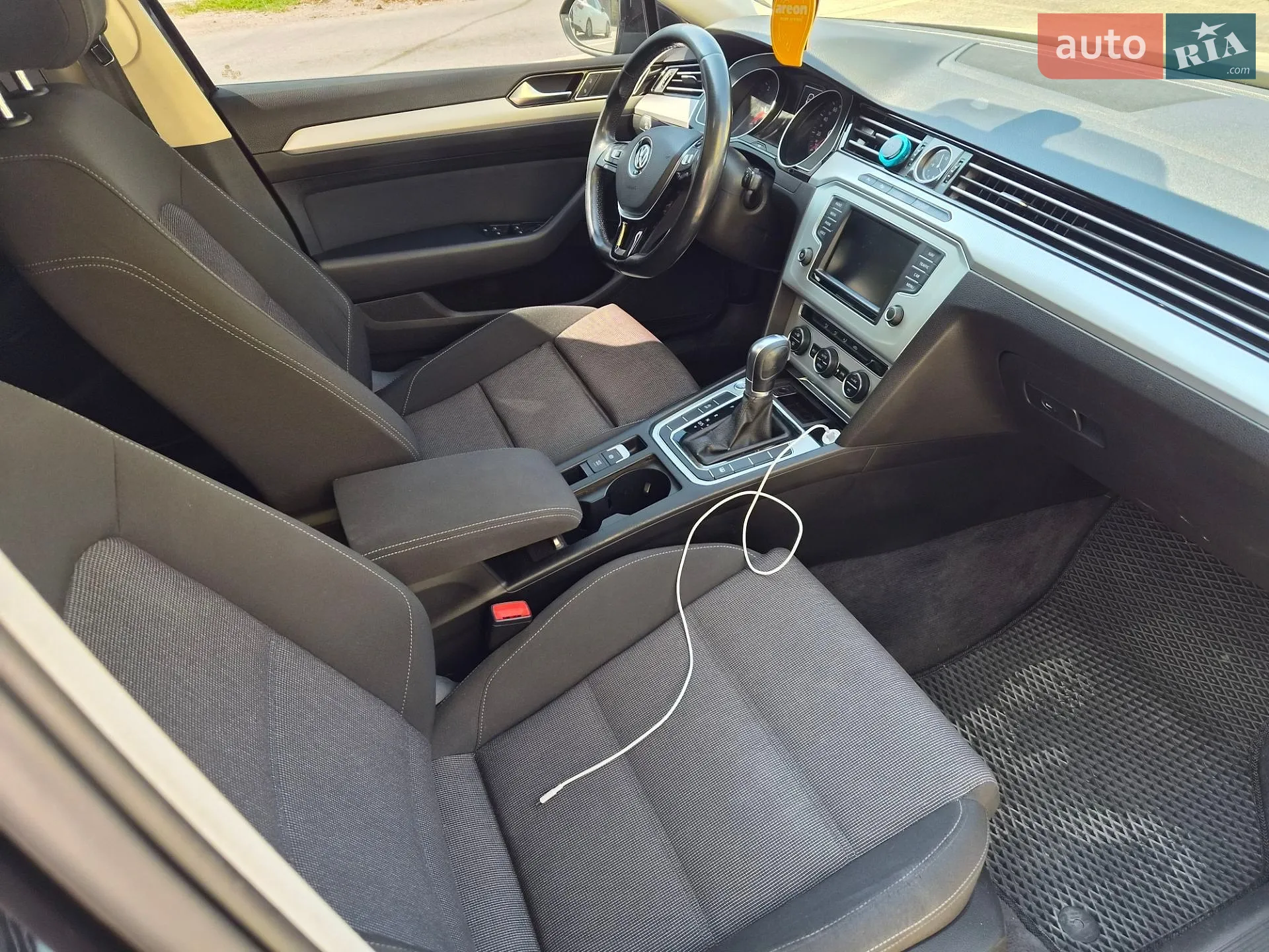 2015 Volkswagen Passat - мініатюра 8