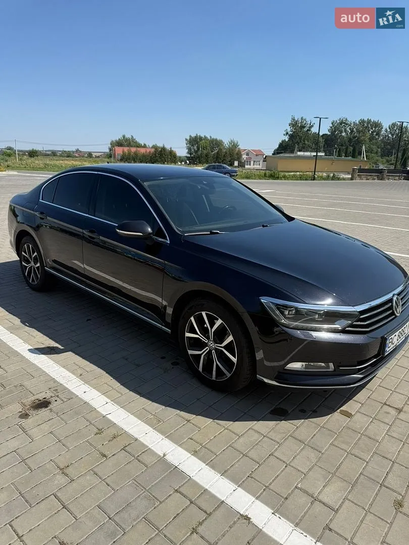 2019 Volkswagen Passat - мініатюра 2