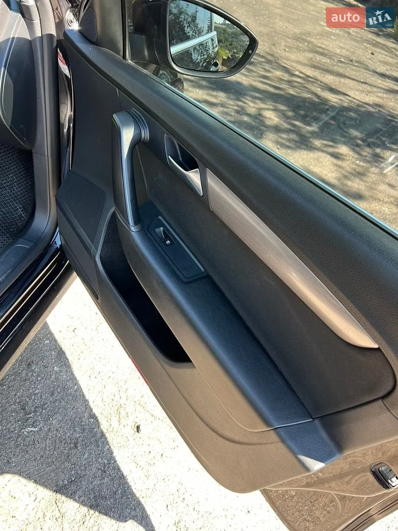 2011 Volkswagen Passat - мініатюра 12