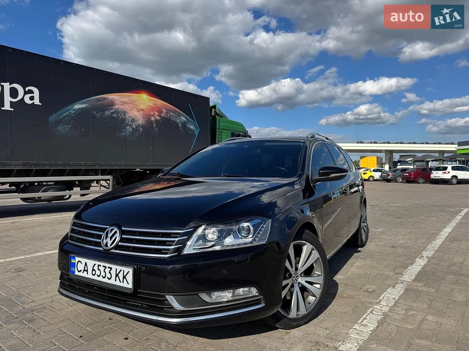 2011 Volkswagen Passat - мініатюра 2