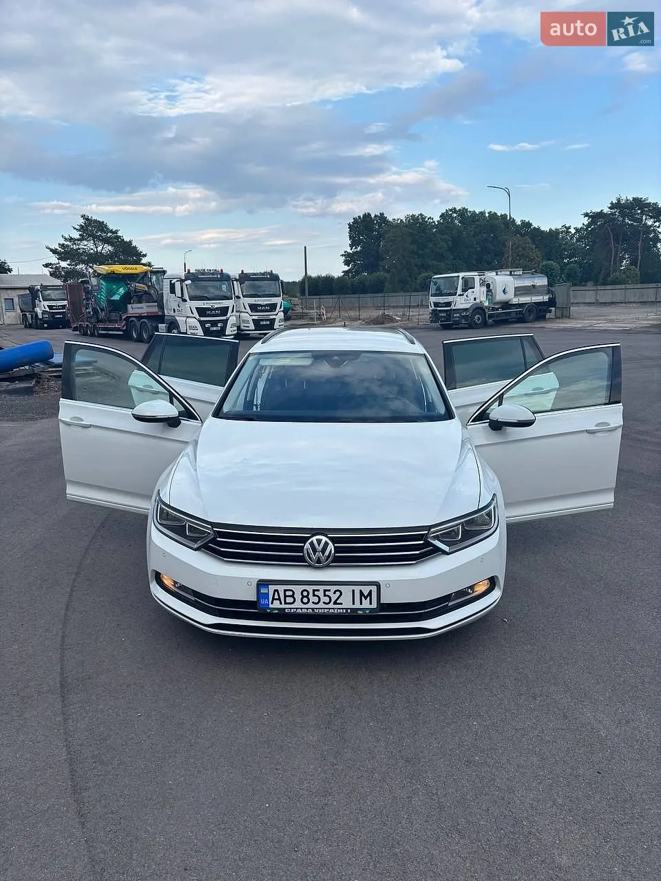 2017 Volkswagen Passat - мініатюра 16