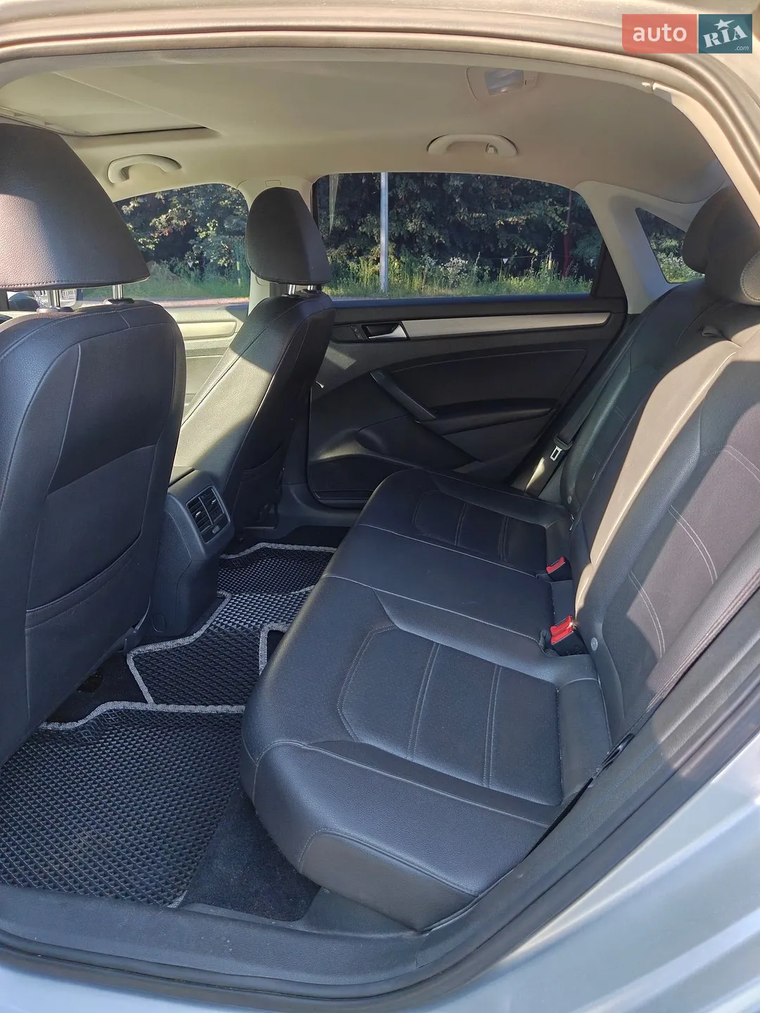 2013 Volkswagen Passat - мініатюра 16