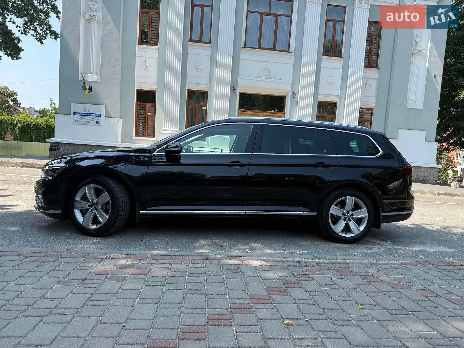 2019 Volkswagen Passat - мініатюра 3