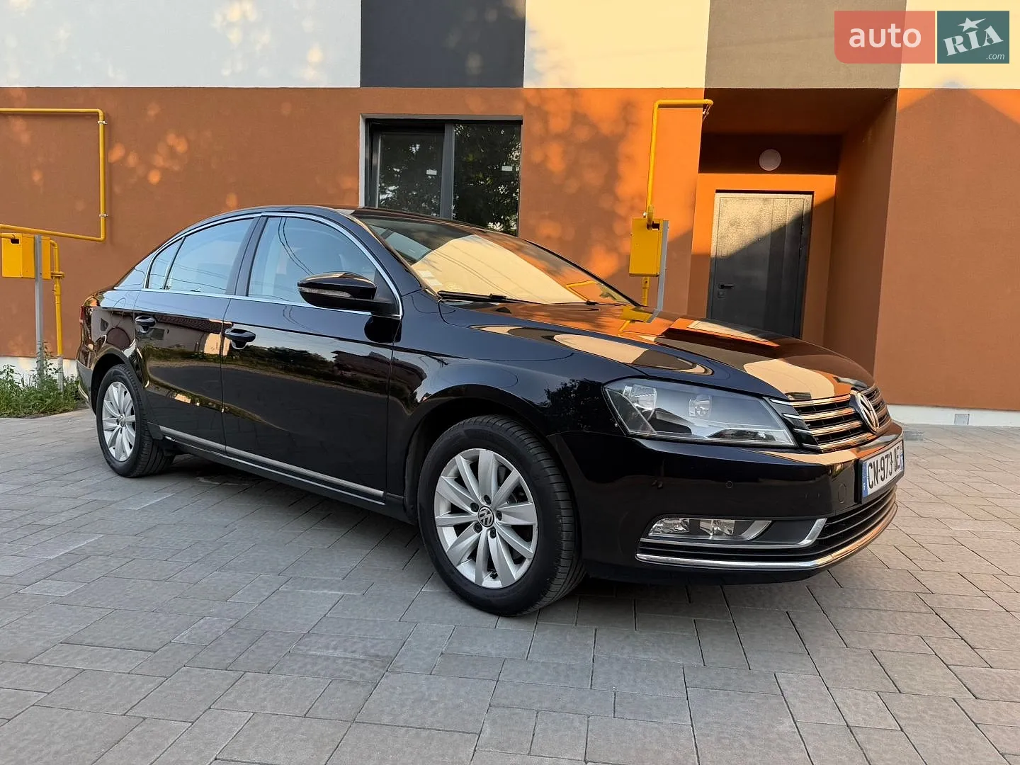 2012 Volkswagen Passat - мініатюра 3
