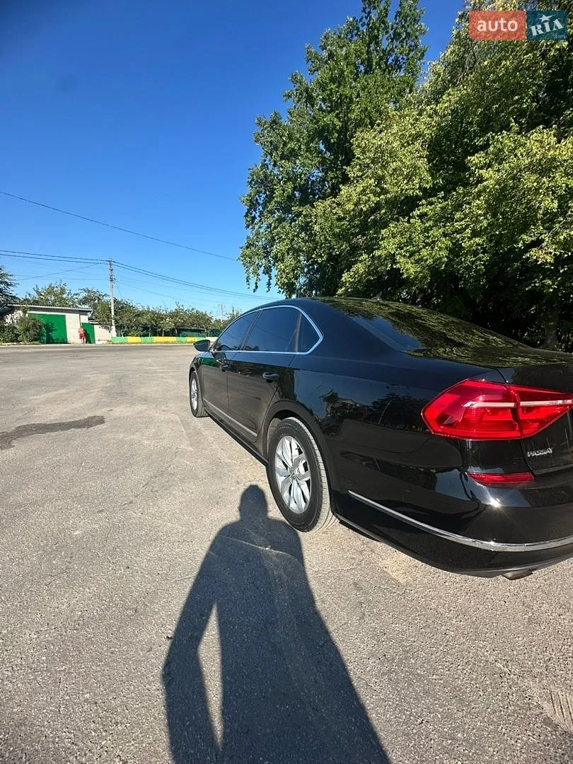 2016 Volkswagen Passat - мініатюра 5