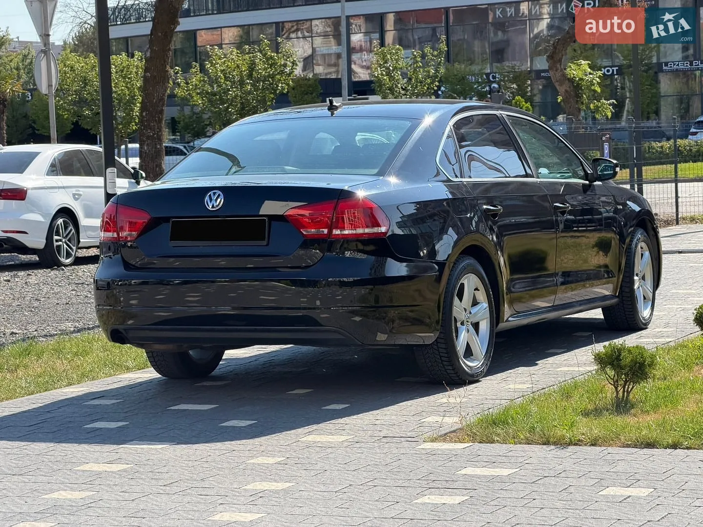 2015 Volkswagen Passat - мініатюра 13