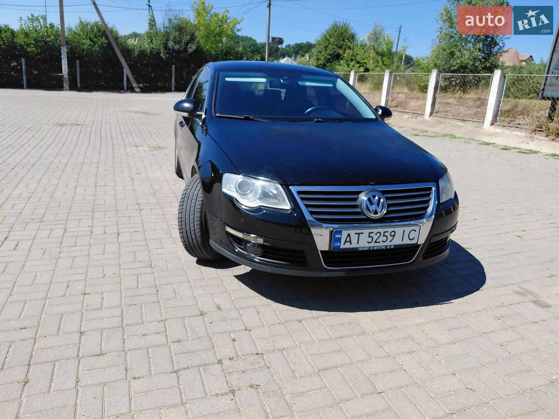2010 Volkswagen Passat - фото 1
