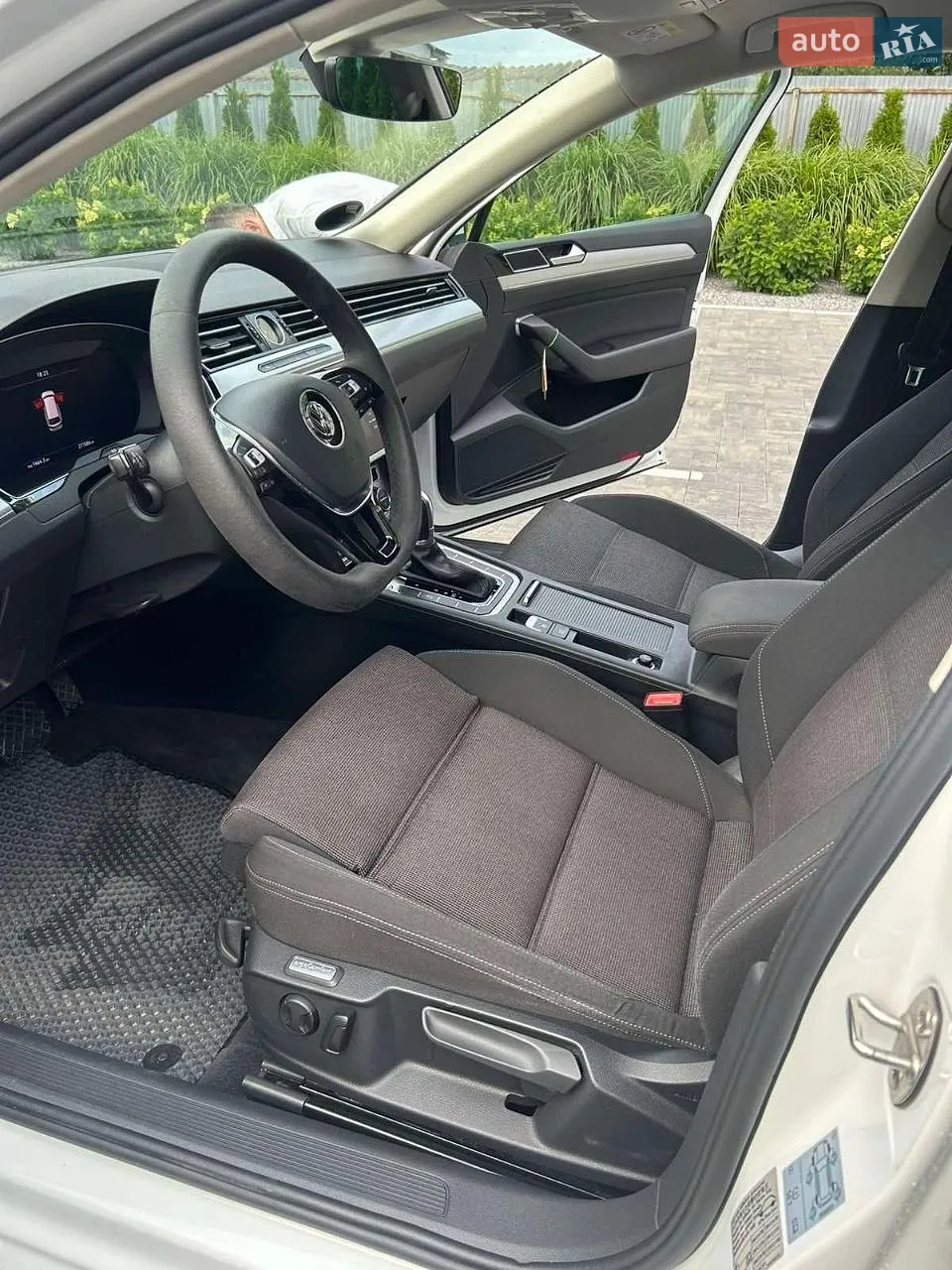 2018 Volkswagen Passat - мініатюра 13