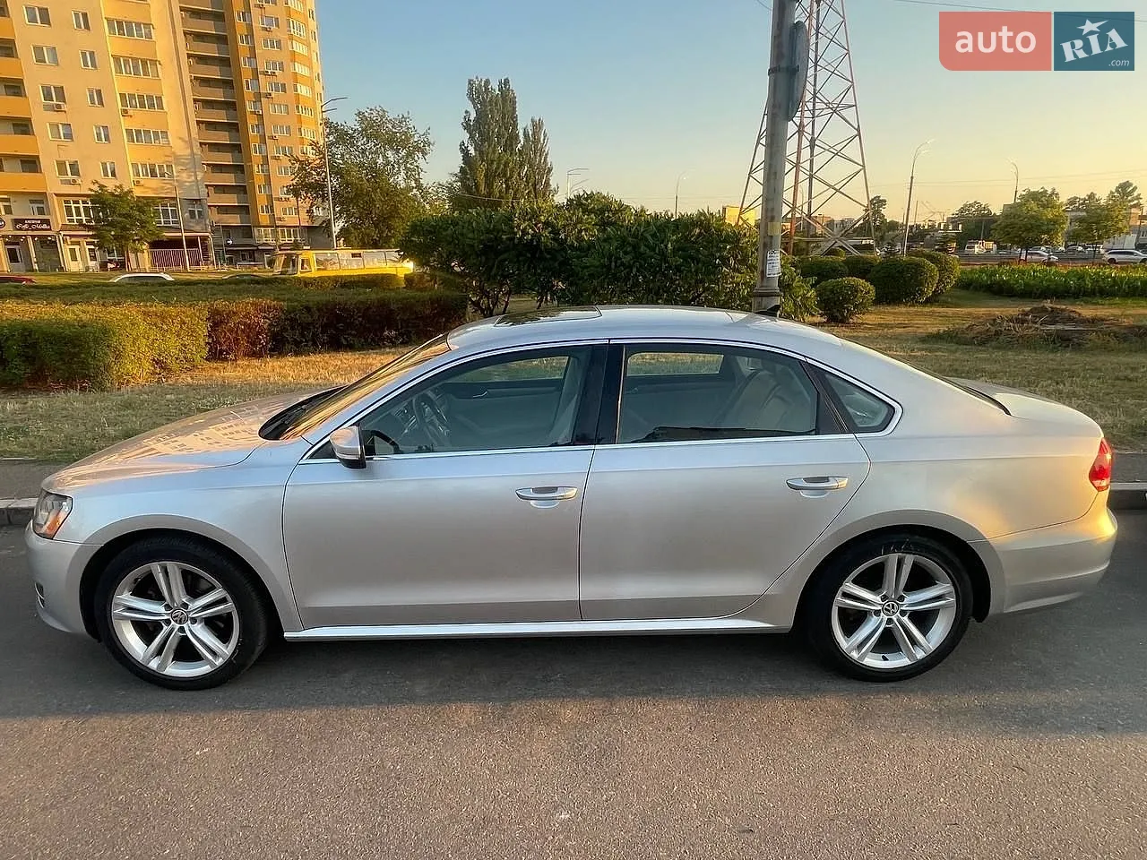 2013 Volkswagen Passat - мініатюра 16