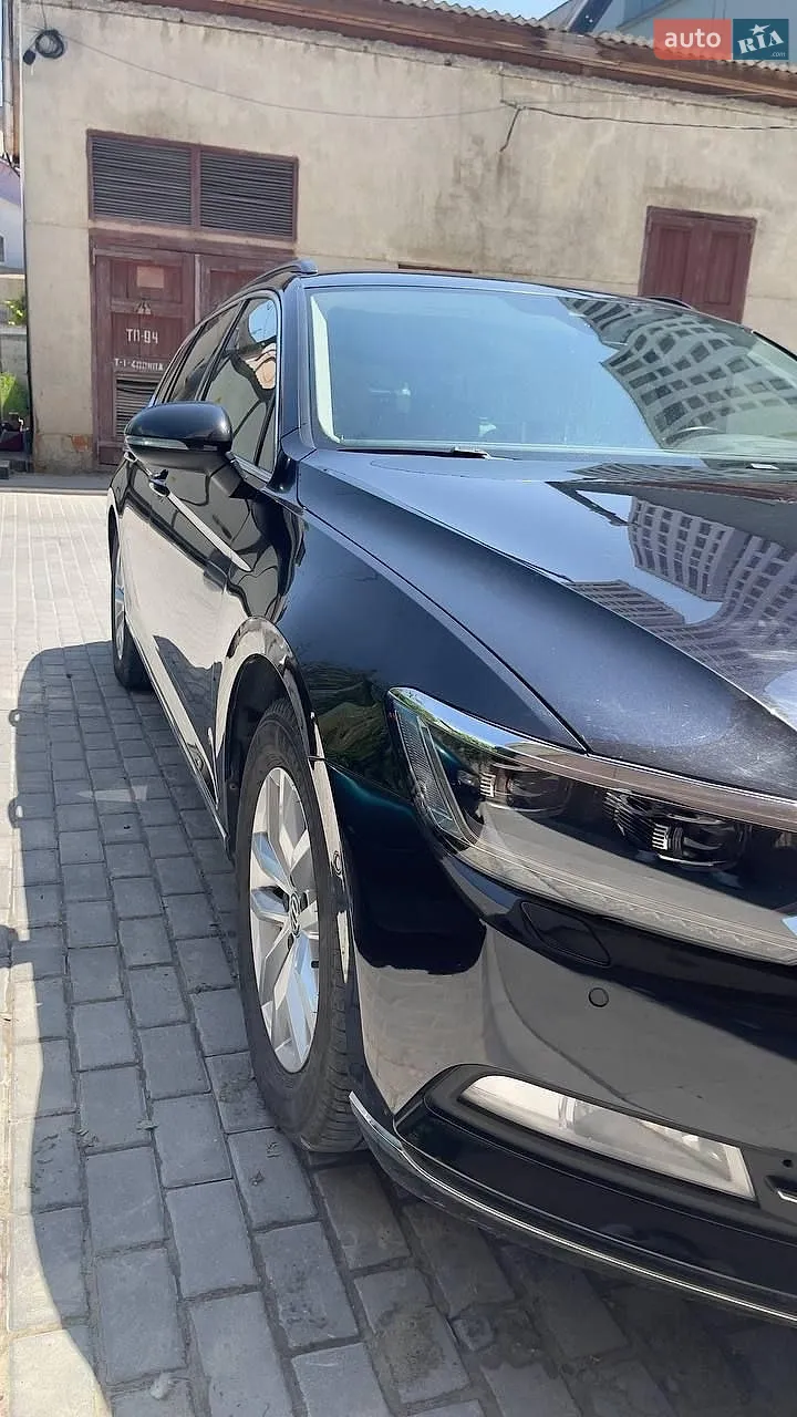 2016 Volkswagen Passat - мініатюра 9