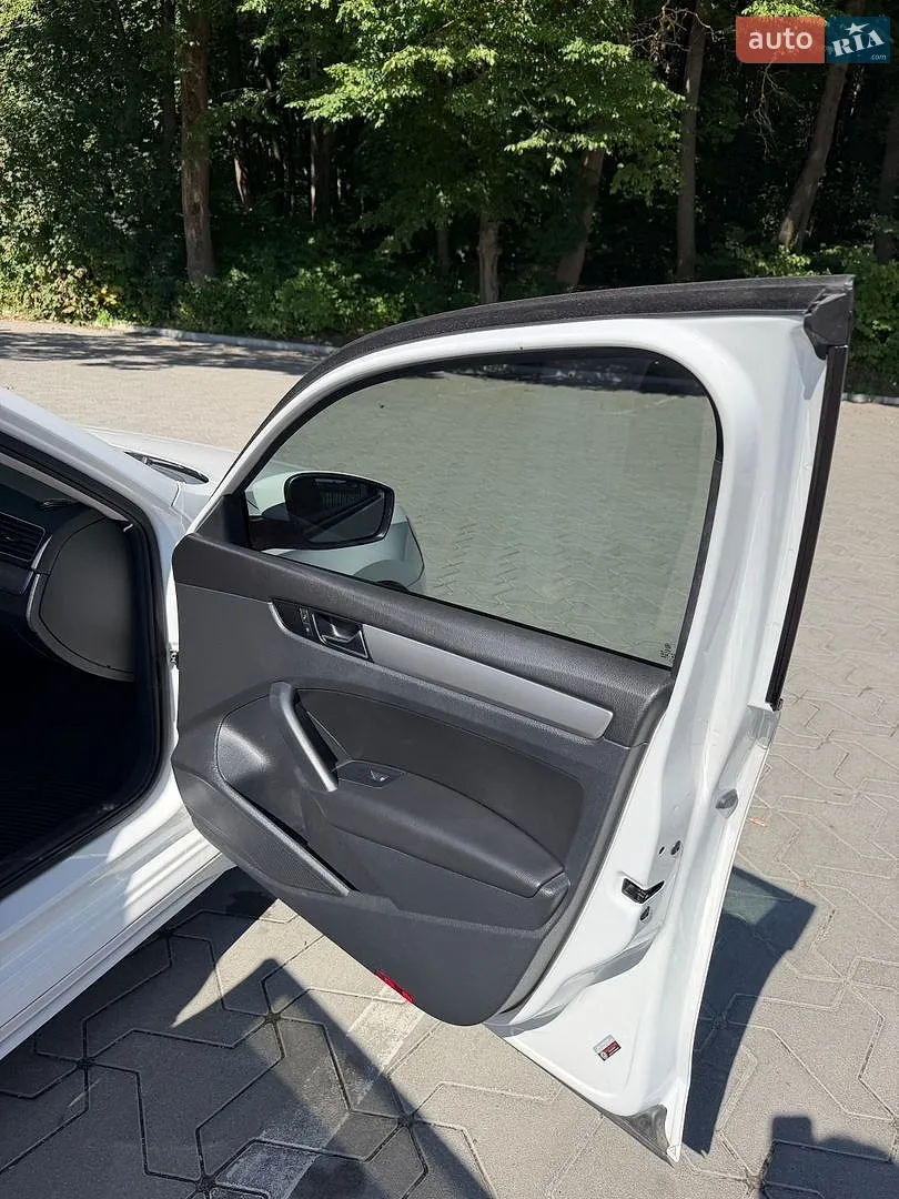 2014 Volkswagen Passat - мініатюра 25