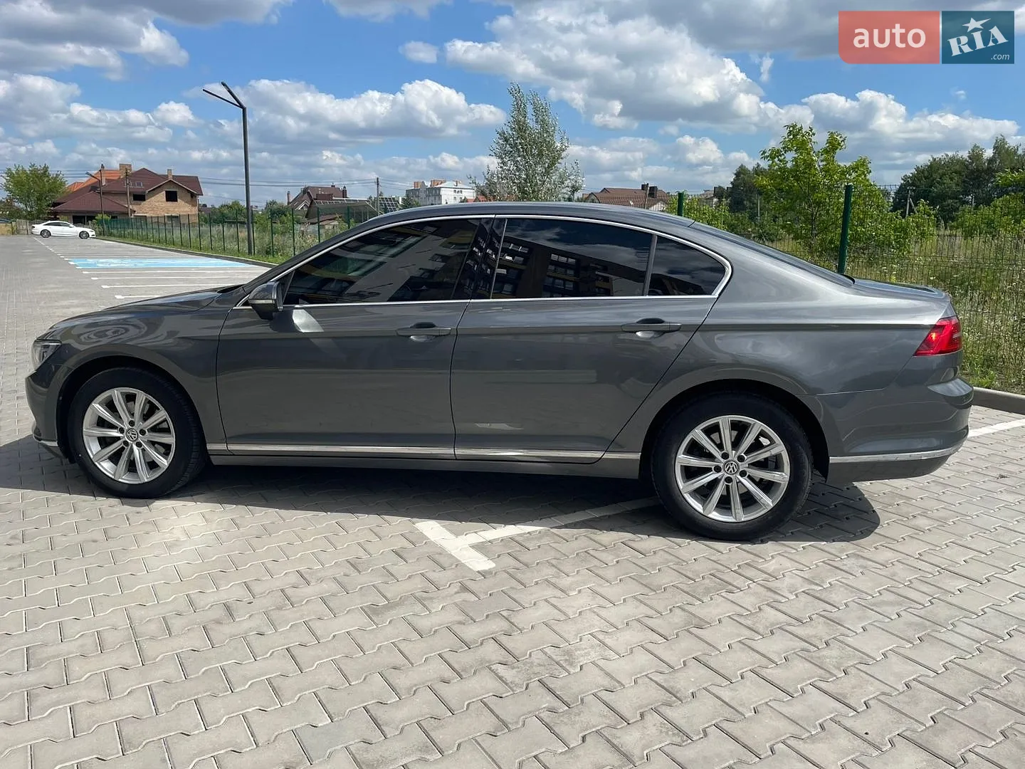2016 Volkswagen Passat - мініатюра 4