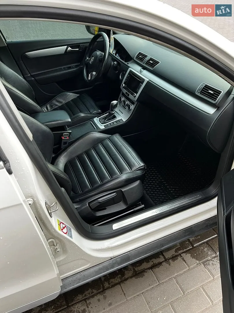 2014 Volkswagen Passat - мініатюра 14