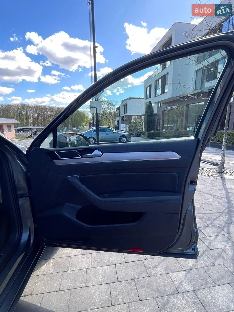 2016 Volkswagen Passat - мініатюра 11