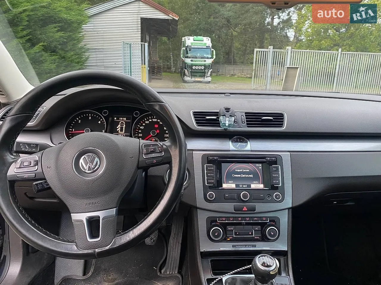2010 Volkswagen Passat - мініатюра 11