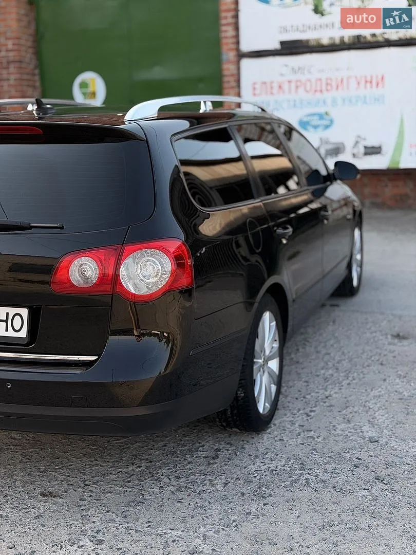 2010 Volkswagen Passat - мініатюра 5