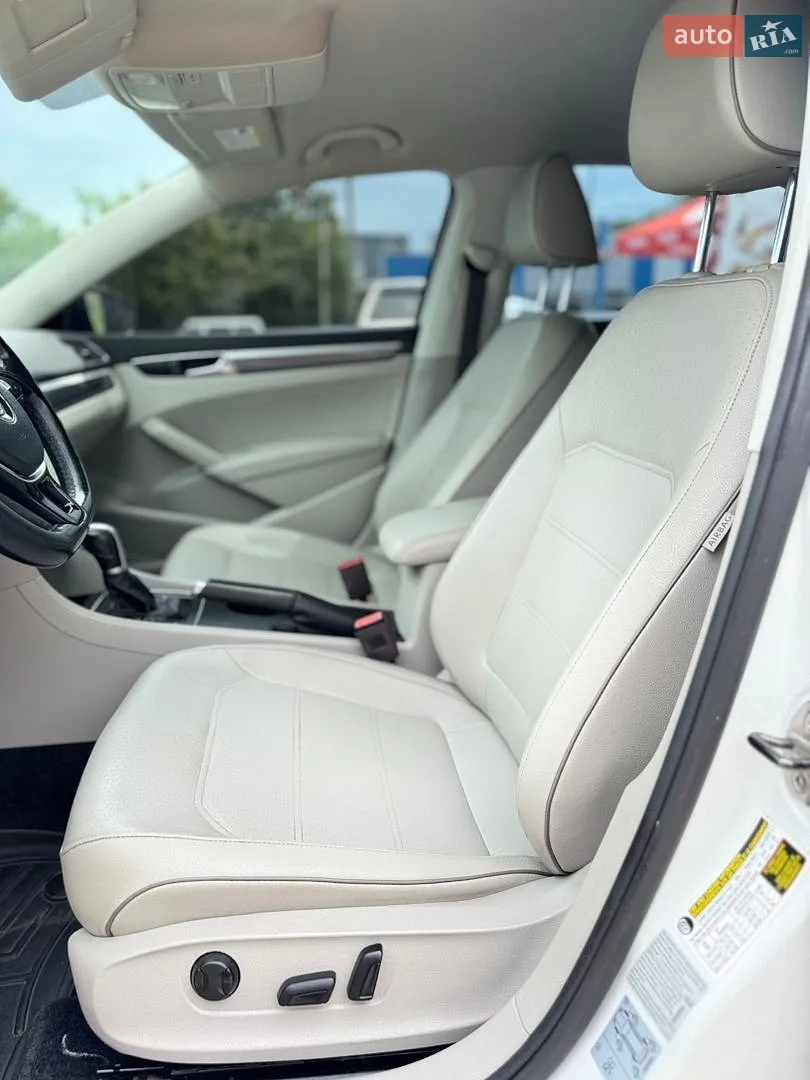 2018 Volkswagen Passat - мініатюра 30