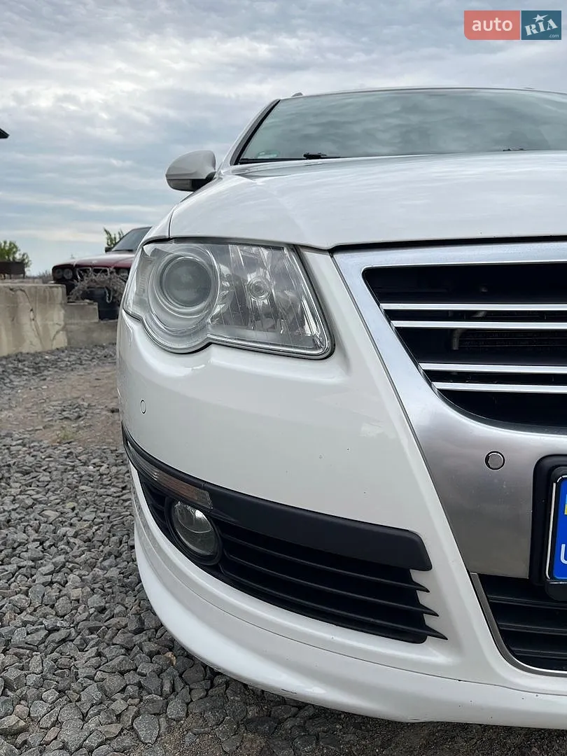 2010 Volkswagen Passat - мініатюра 14