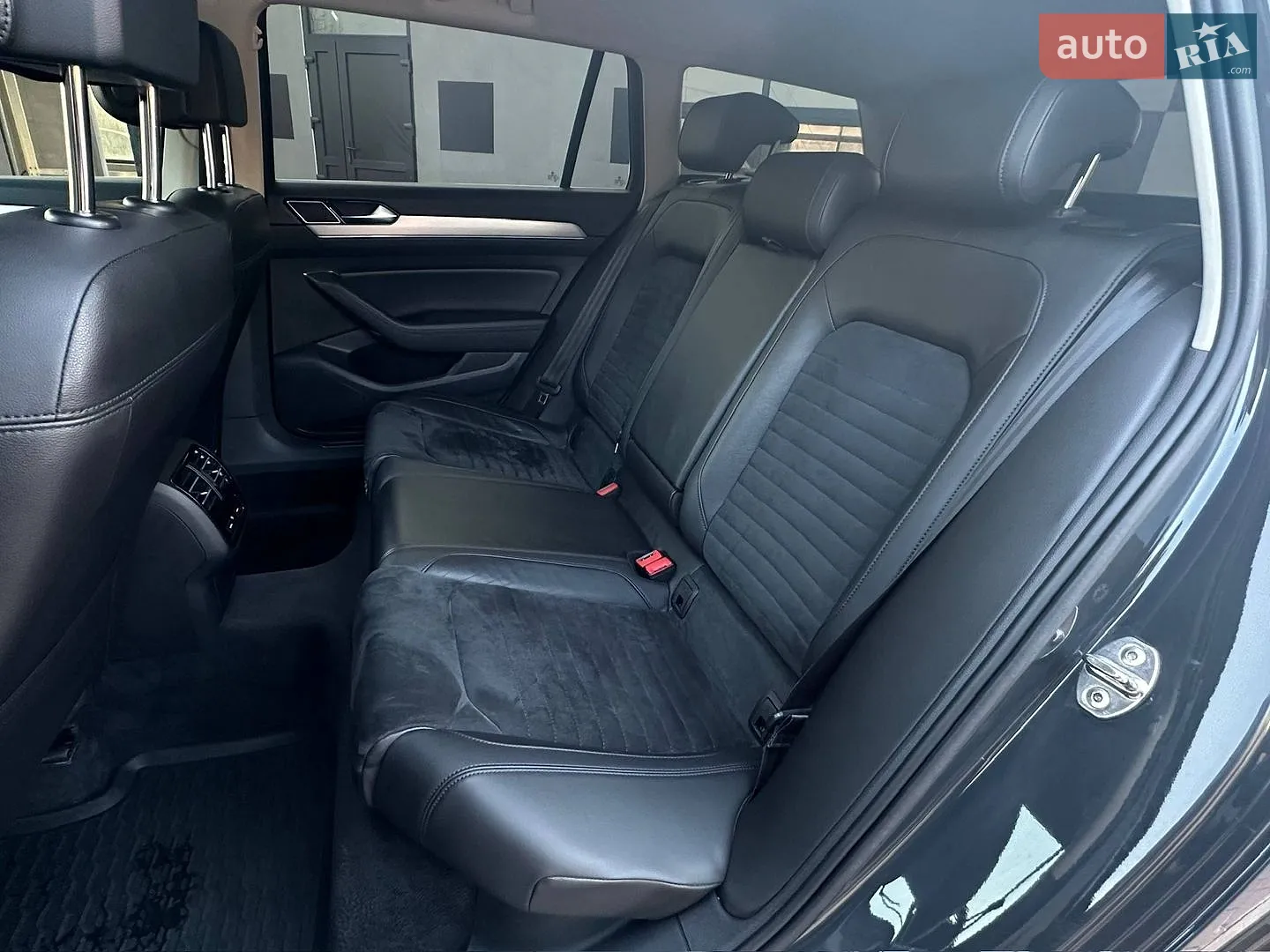 2016 Volkswagen Passat - мініатюра 15