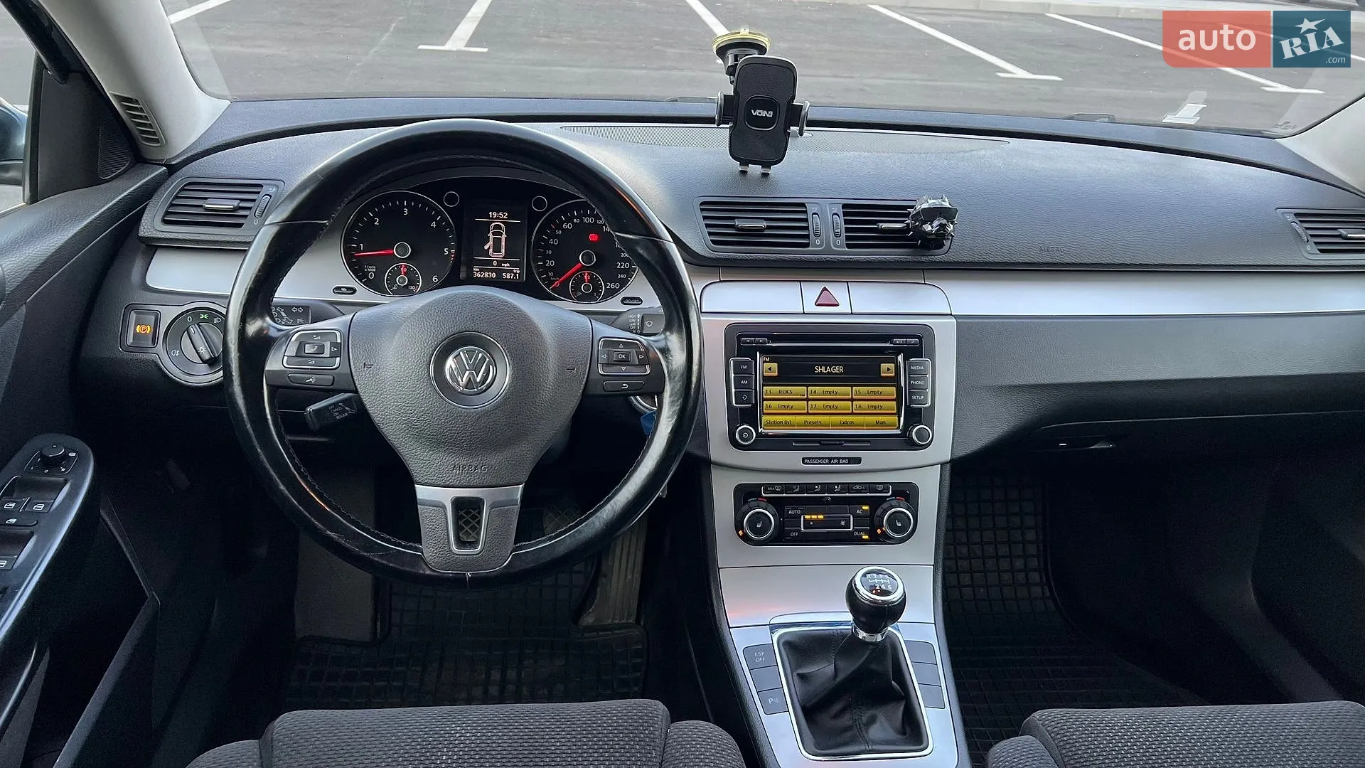 2010 Volkswagen Passat - мініатюра 8