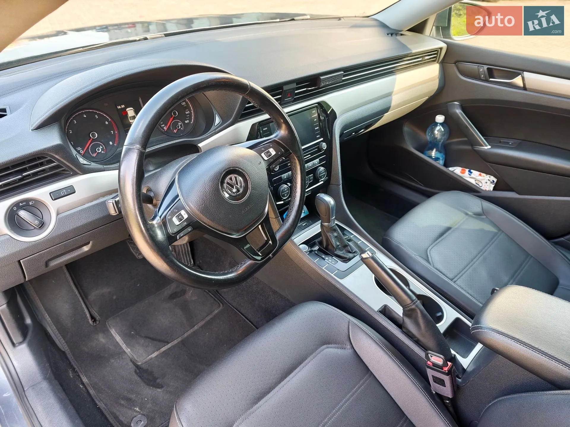 2019 Volkswagen Passat - мініатюра 11