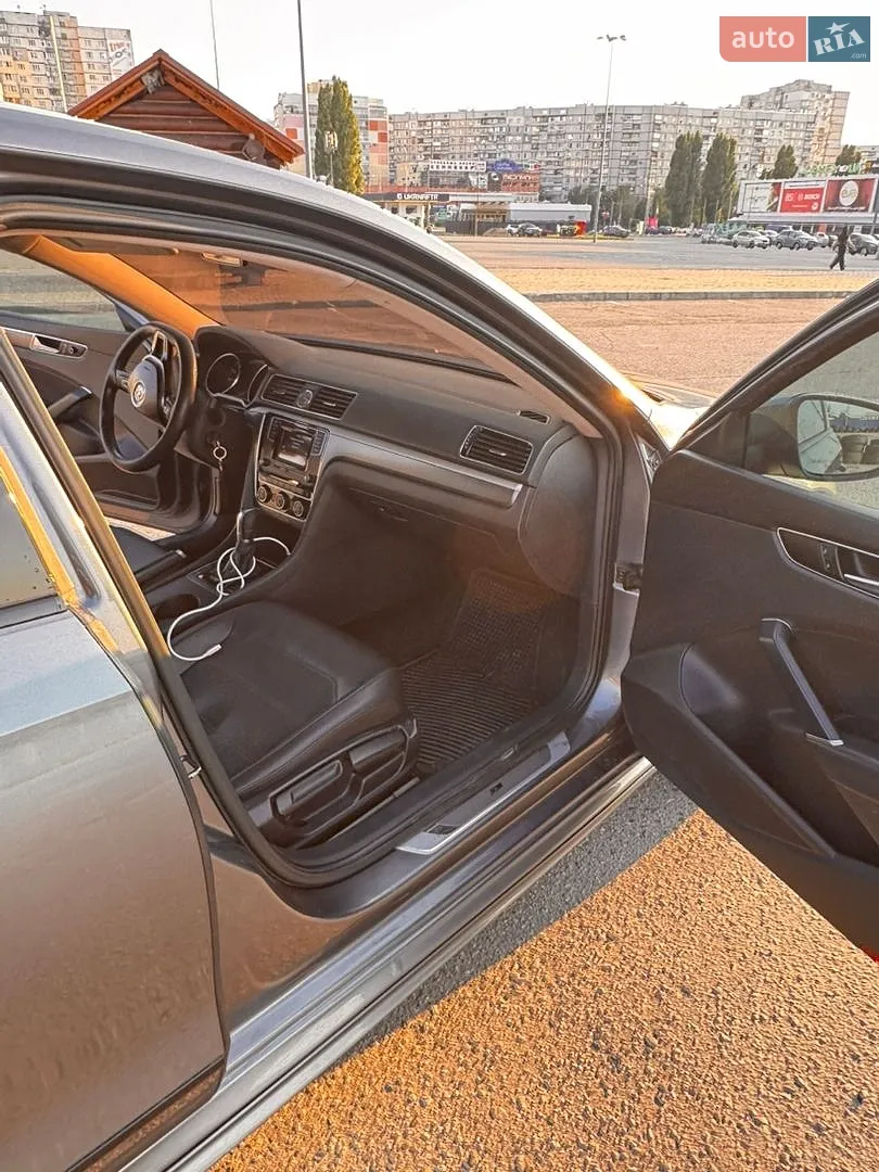 2016 Volkswagen Passat - мініатюра 9