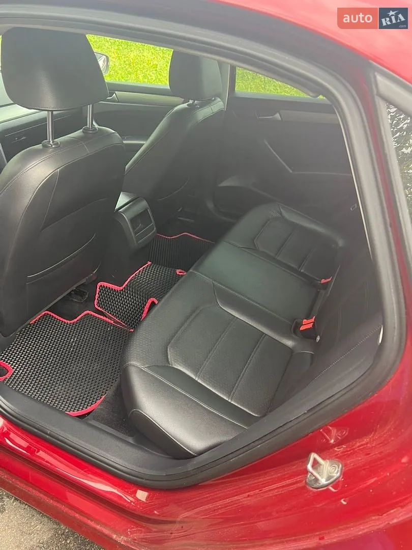 2015 Volkswagen Passat - мініатюра 8