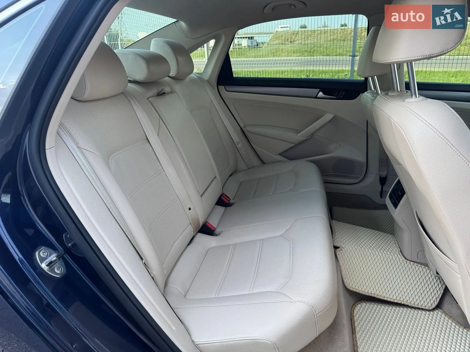 2013 Volkswagen Passat - мініатюра 18