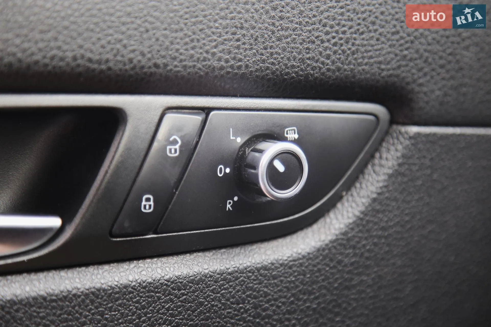 2011 Volkswagen Passat - мініатюра 20