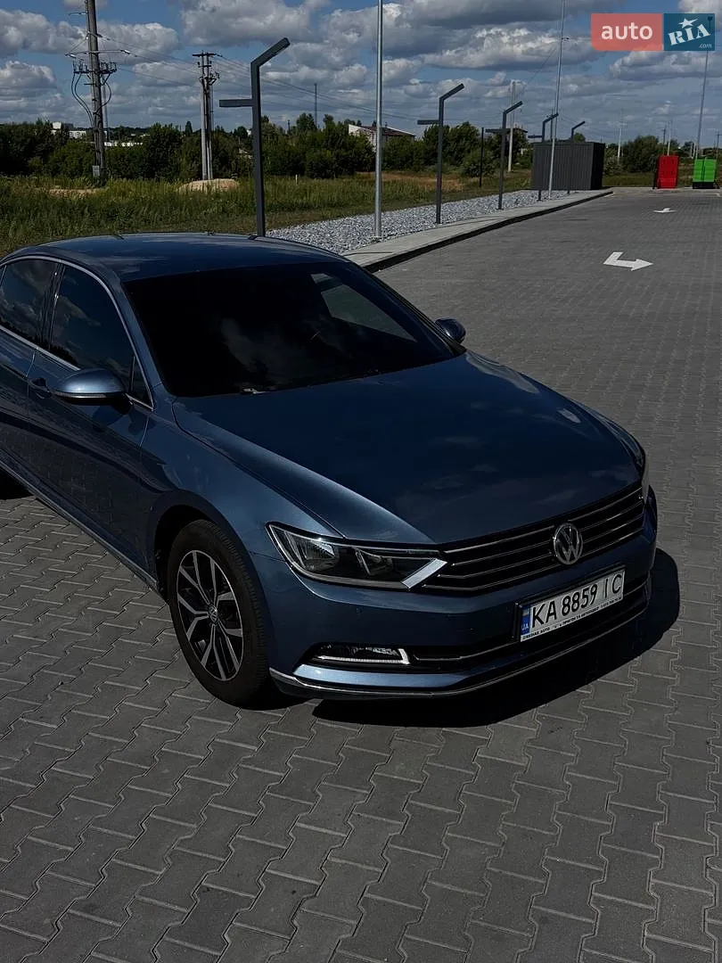 2017 Volkswagen Passat - фото 1