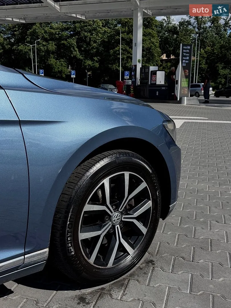 2017 Volkswagen Passat - мініатюра 5