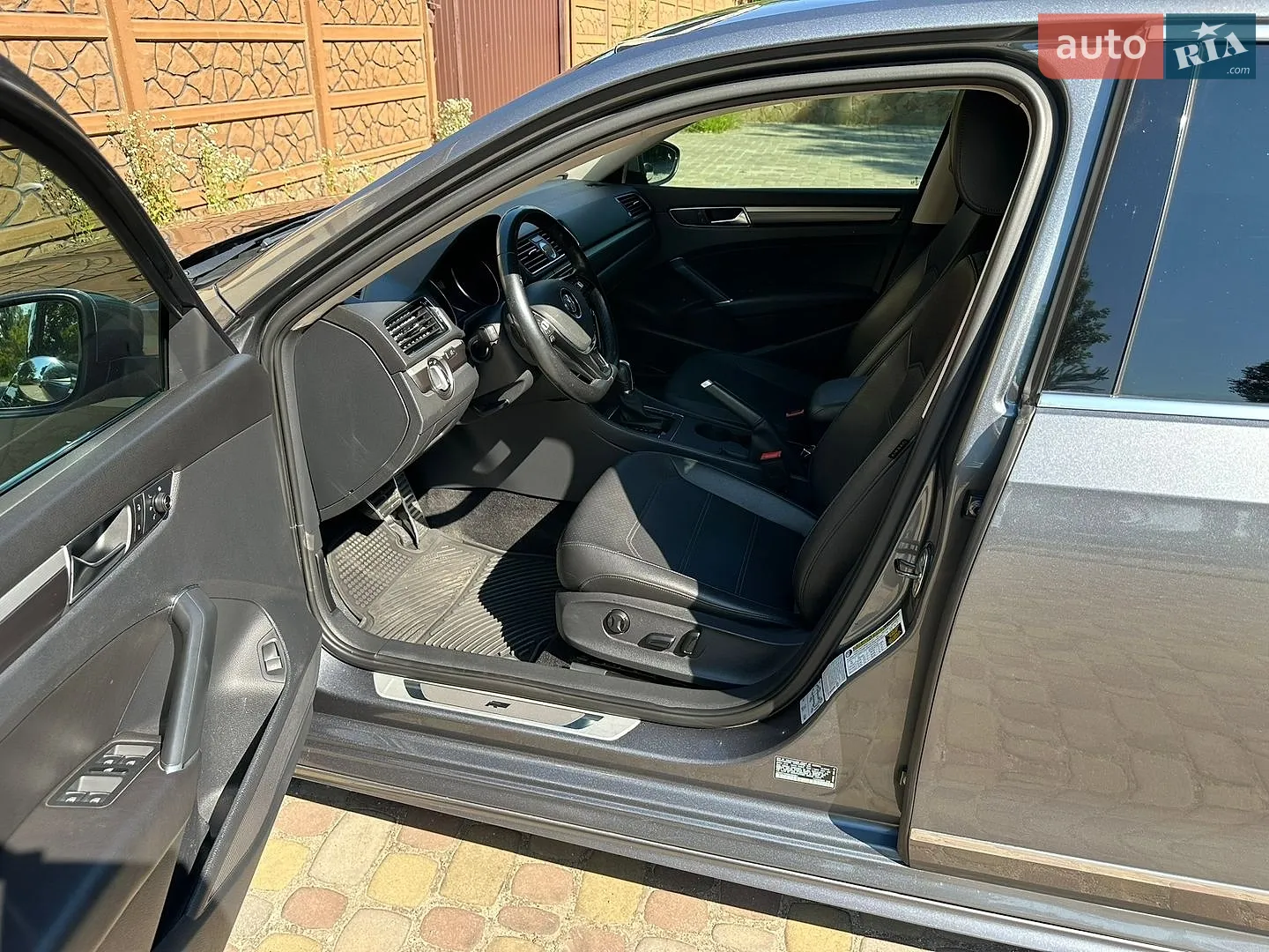 2017 Volkswagen Passat - мініатюра 16