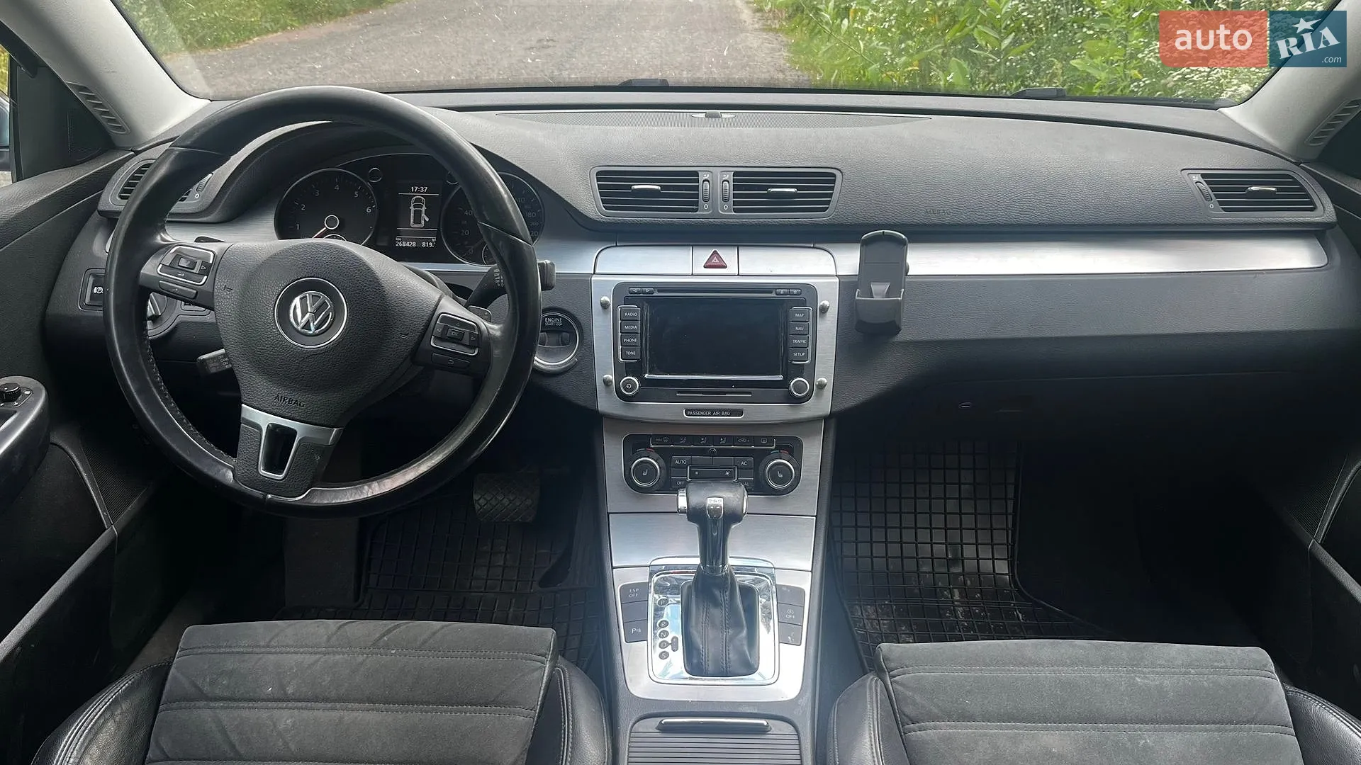 2010 Volkswagen Passat - мініатюра 11