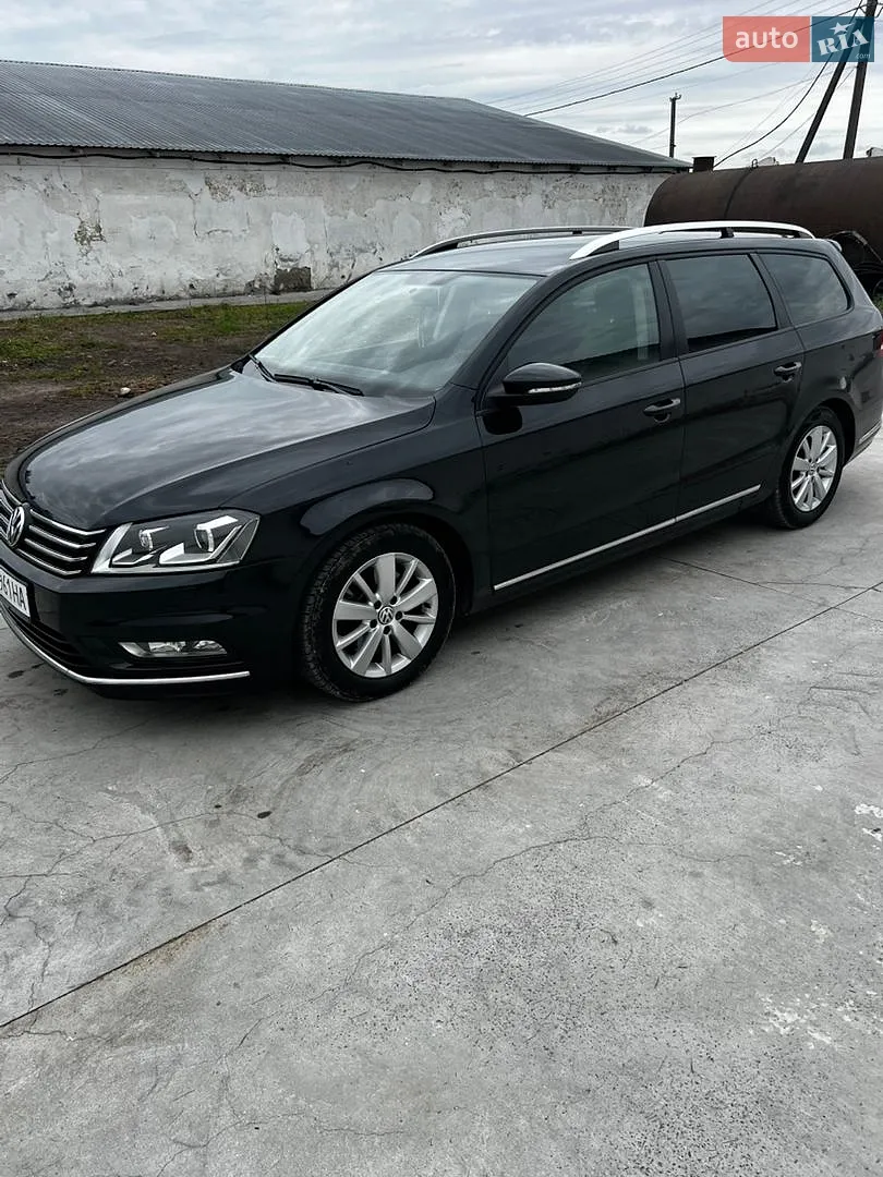 2013 Volkswagen Passat - мініатюра 3