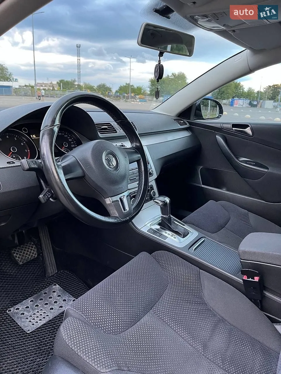 2010 Volkswagen Passat - мініатюра 24