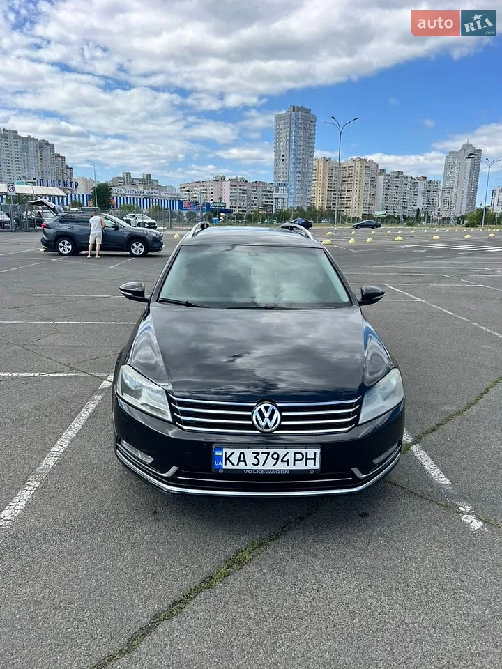 2010 Volkswagen Passat - мініатюра 18