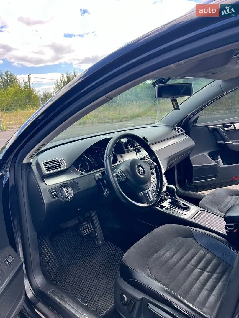 2011 Volkswagen Passat - мініатюра 12