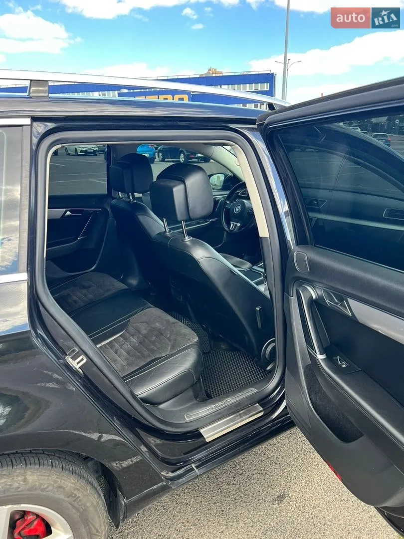 2011 Volkswagen Passat - мініатюра 9