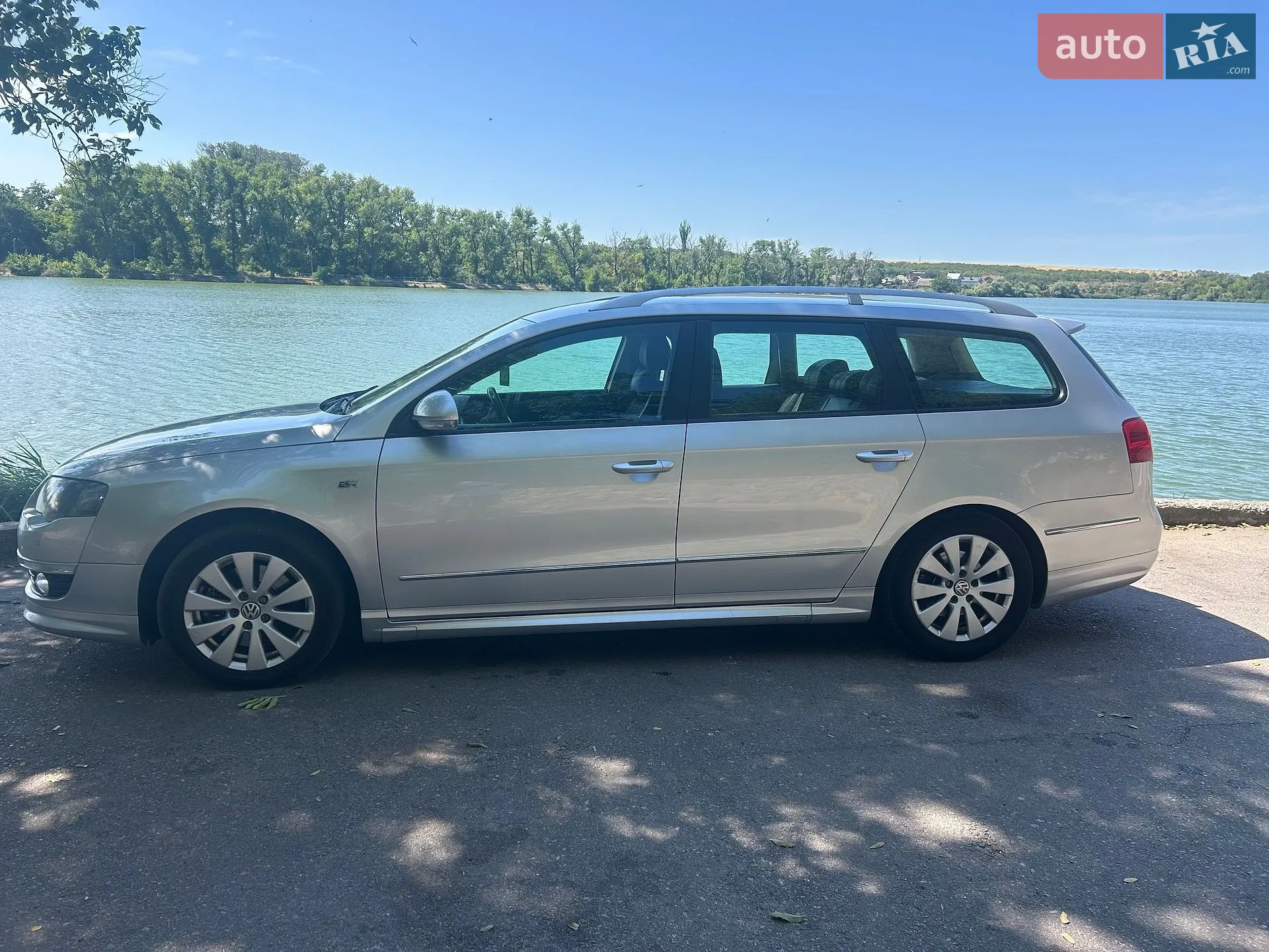 2010 Volkswagen Passat - мініатюра 18
