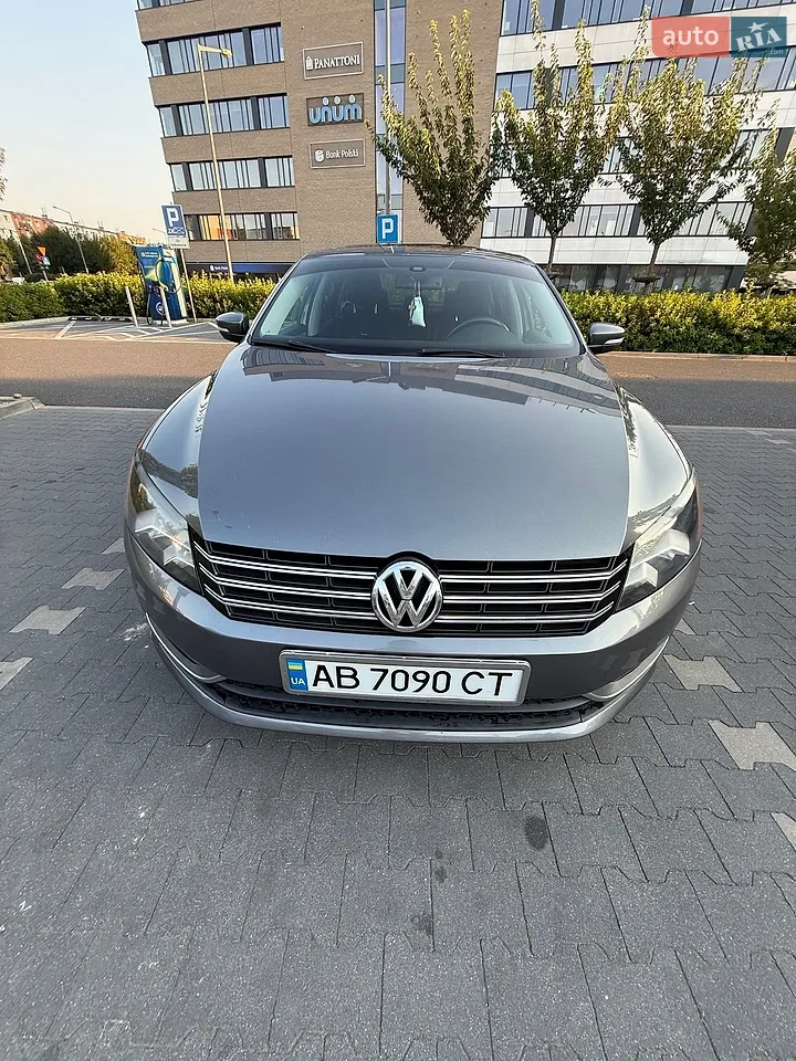 2012 Volkswagen Passat - мініатюра 6